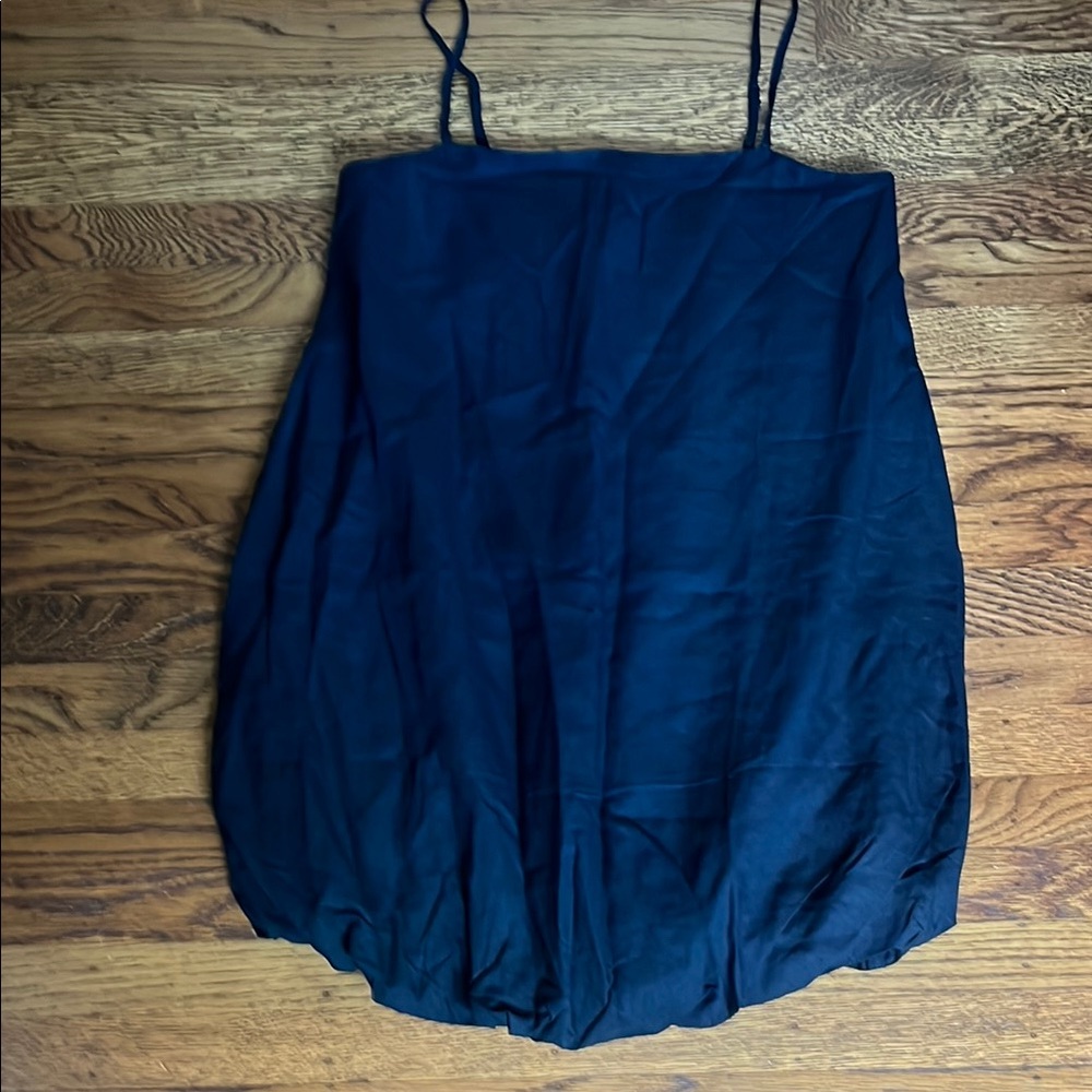 Elegant Black Women's Linen blend Bubble dress, size small, NWT